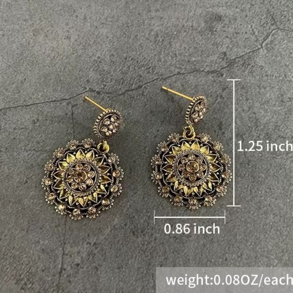Vintage Gold Floral Earrings – Antique Statement Boho Jewelry - Picture 7 of 8